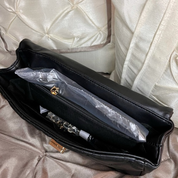 💛💛New Badgley Mischka black purse - Picture 4 of 7